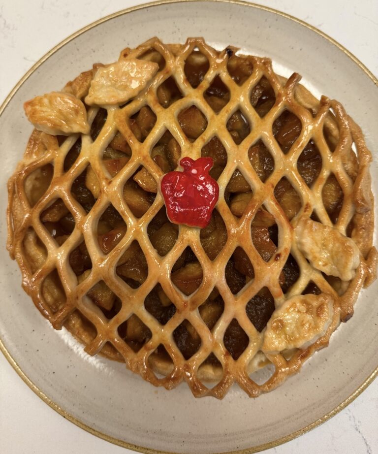 Bosse - Pre-Order Thanksgiving Pies Today! Flyer